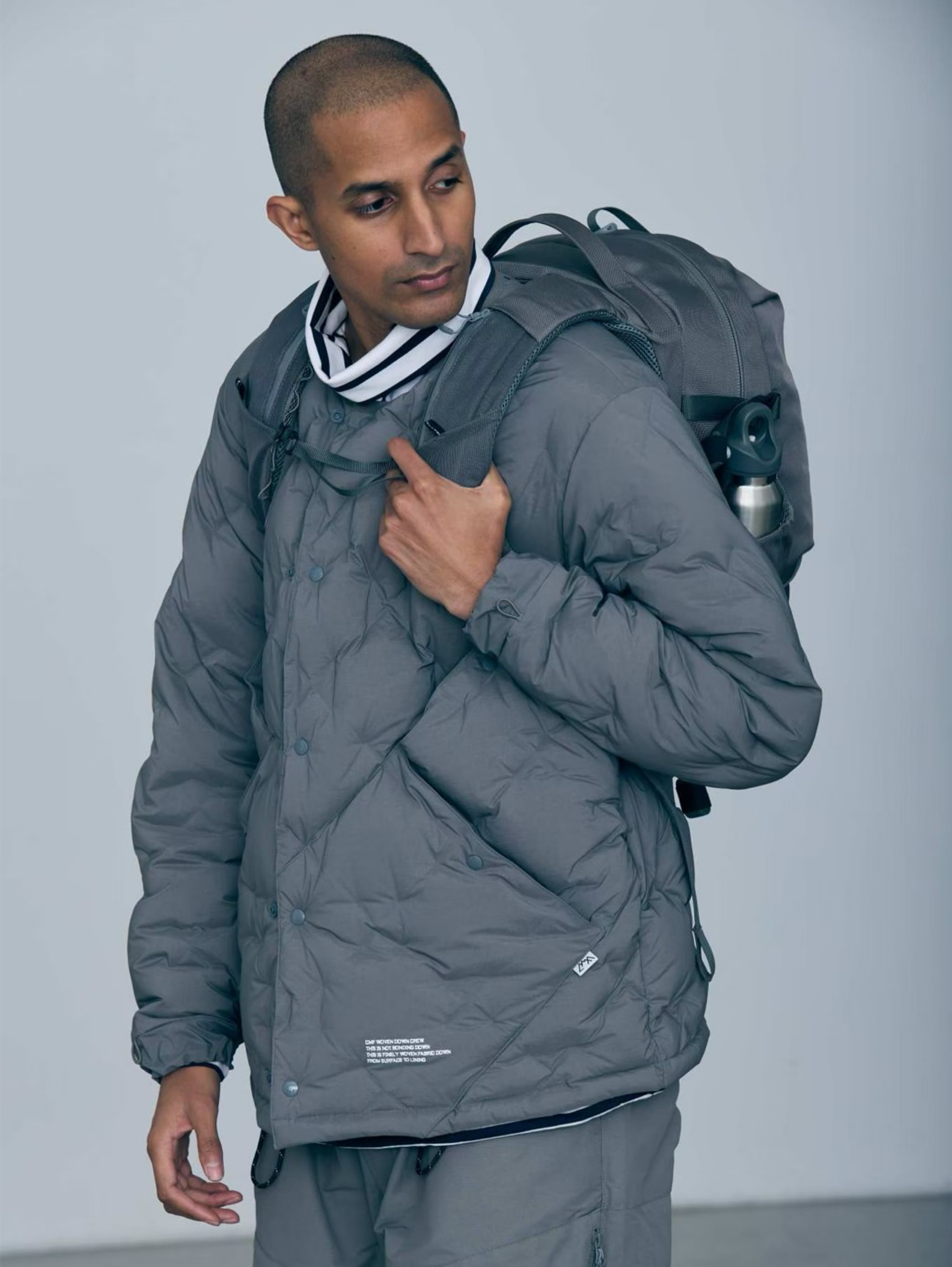 Lisas<span>/ MONOLITH</span>