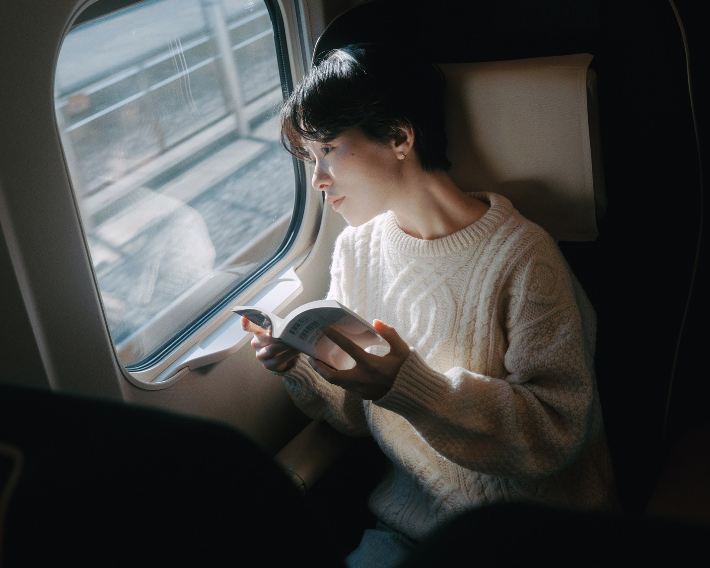 藤通マナ