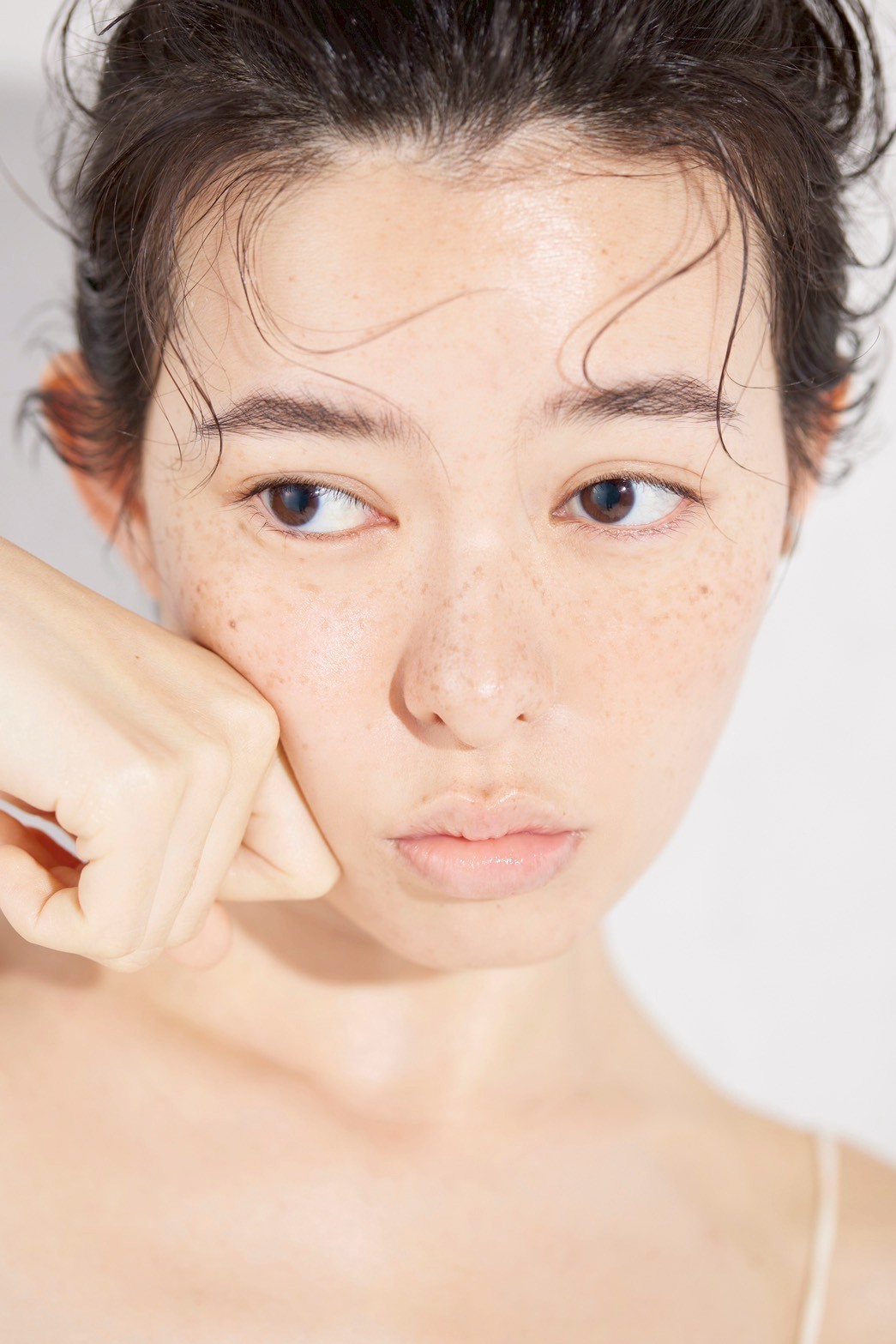 藤通マナ