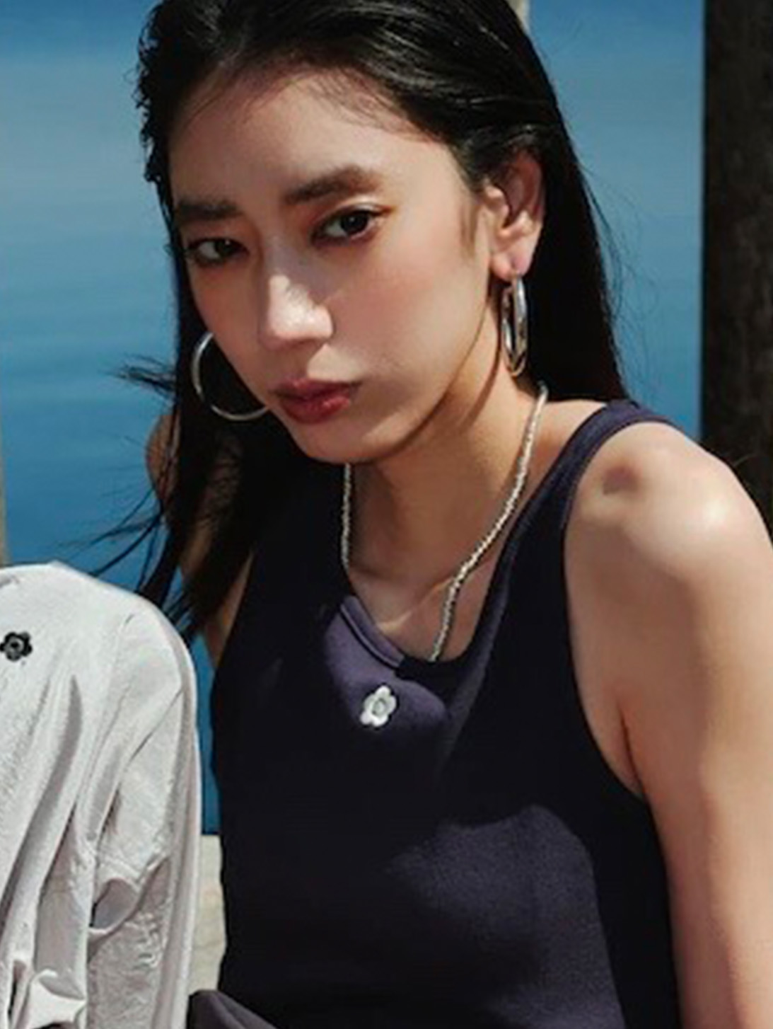 晶<span>/ MONOLITH</span>